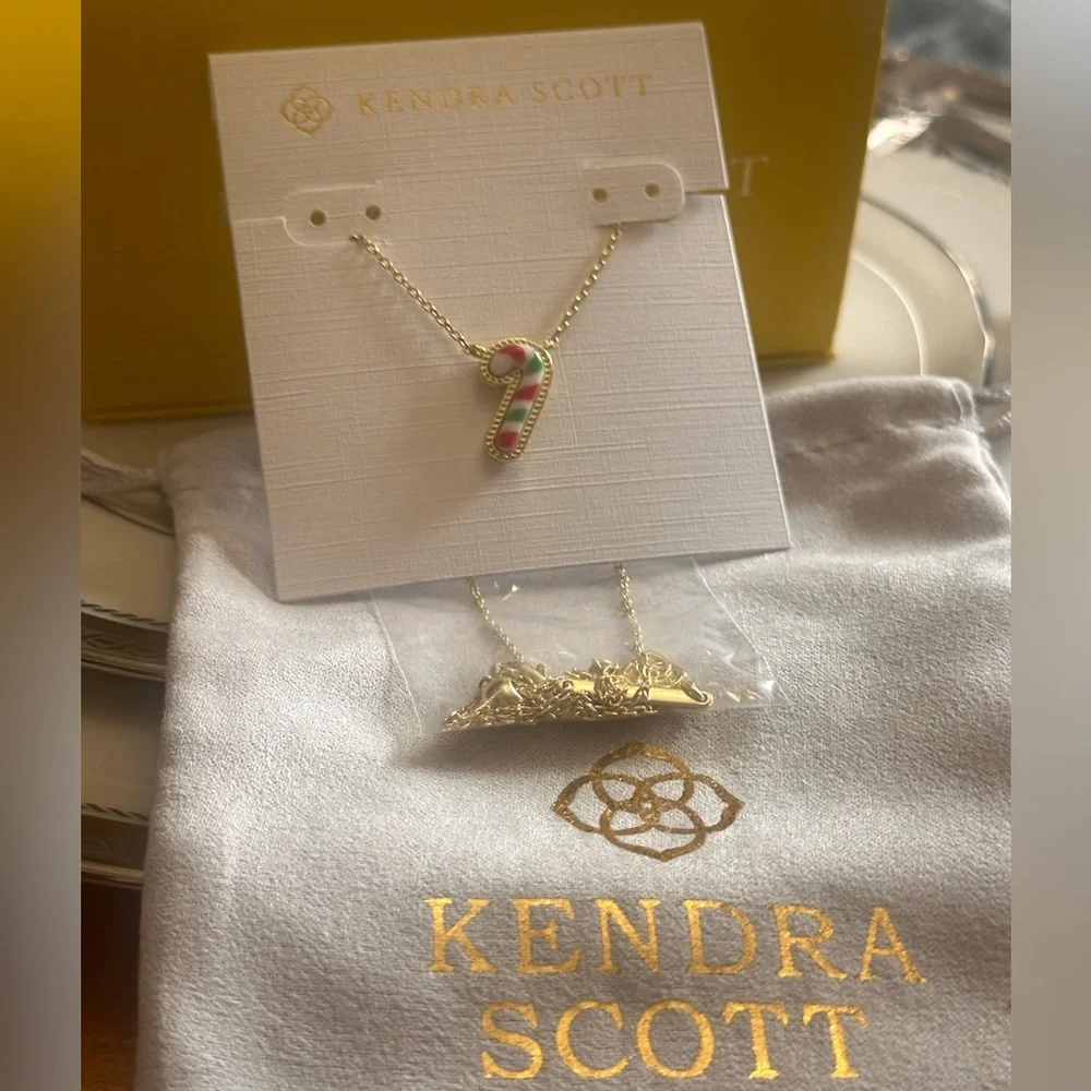Kendra Scott Gold Candy Cane Pendant Necklace‎ NEW